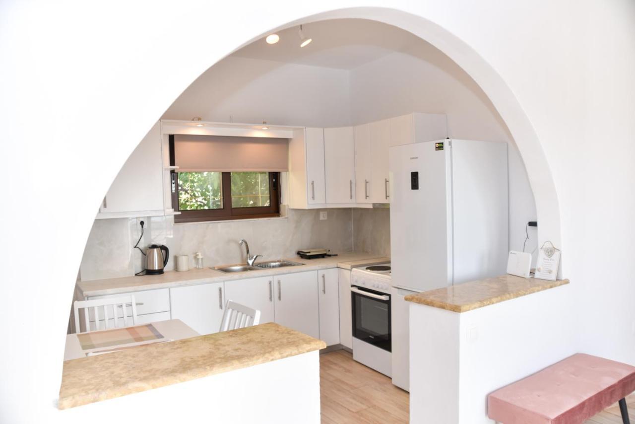 Prana'S Castle Apartment Kyparissia Exterior photo